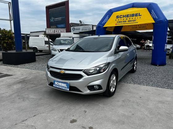 CHEVROLET ONIX 1.4 MPFI LT 8V FLEX 4P MANUAL